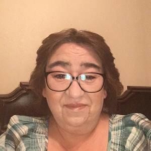 Meet your Posher, Lucy